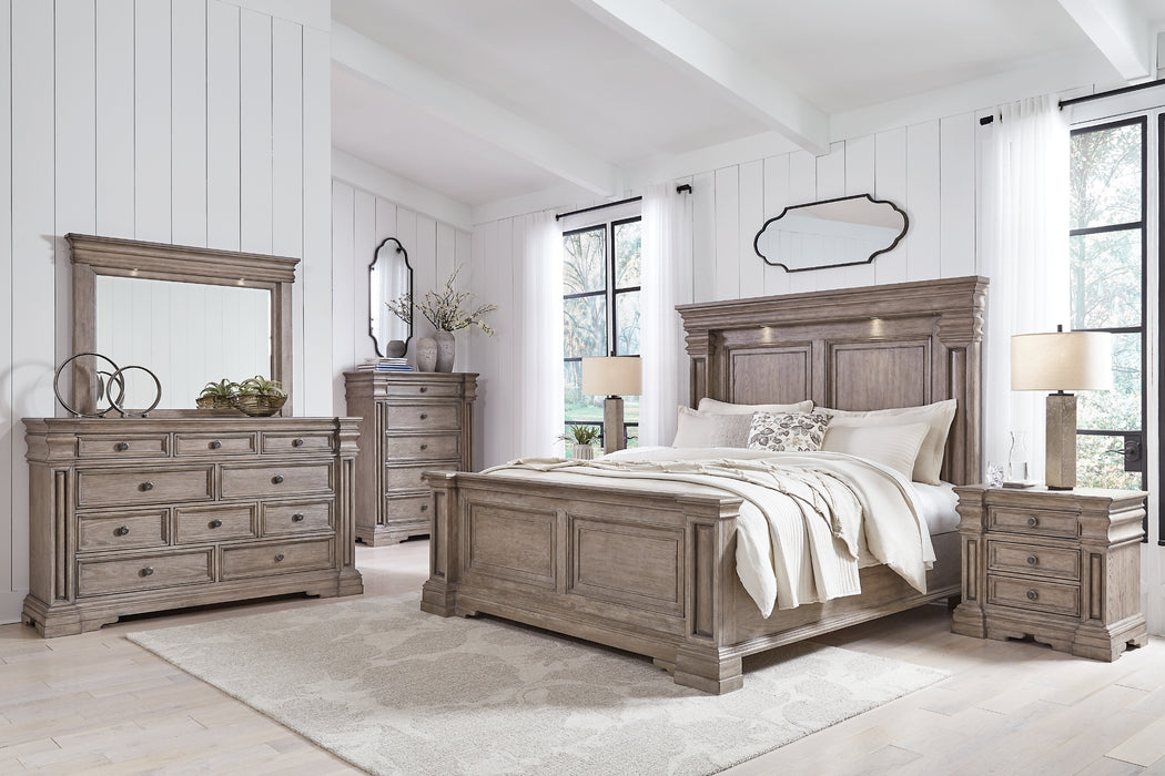 Blairhurst King Panel Bed with Mirrored Dresser, Chest and 2 Nightstands