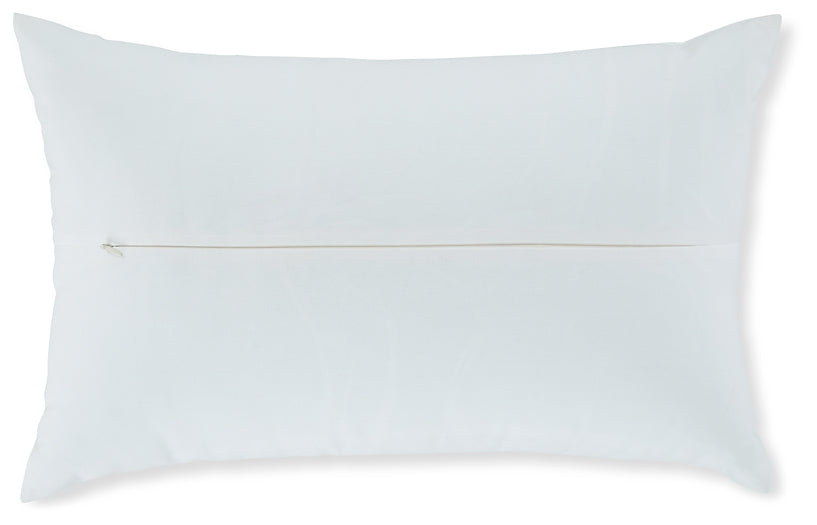 Tannerton Pillow