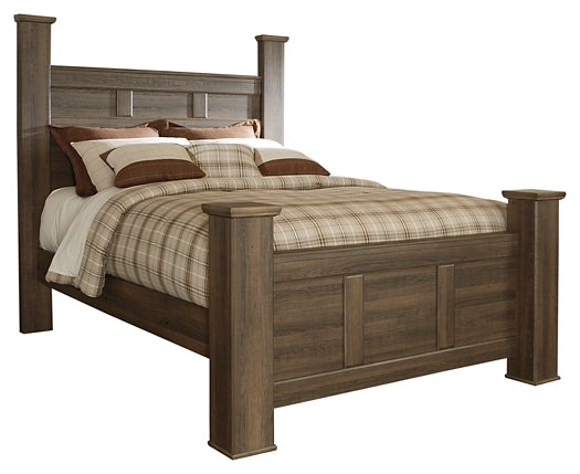 Juararo Queen Poster Bed with Dresser